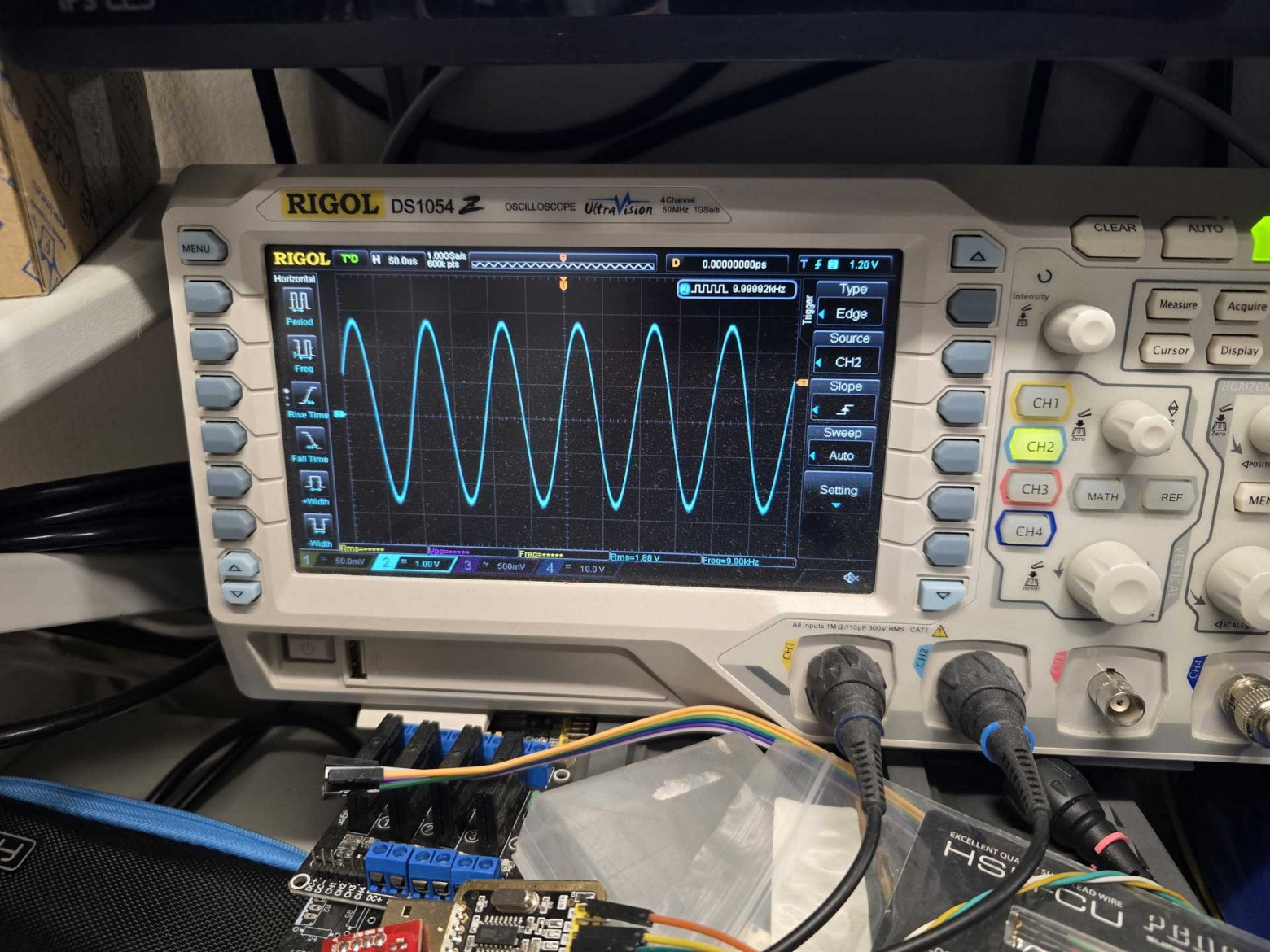 Вайб‑кодинг для ПЛИС: как я собрал I2S FIFO‑реклокер без знания Verilog - 3